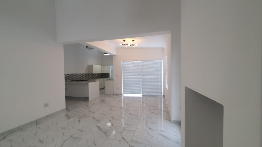2 Bedroom Property for Sale in Lampiesbaai Western Cape